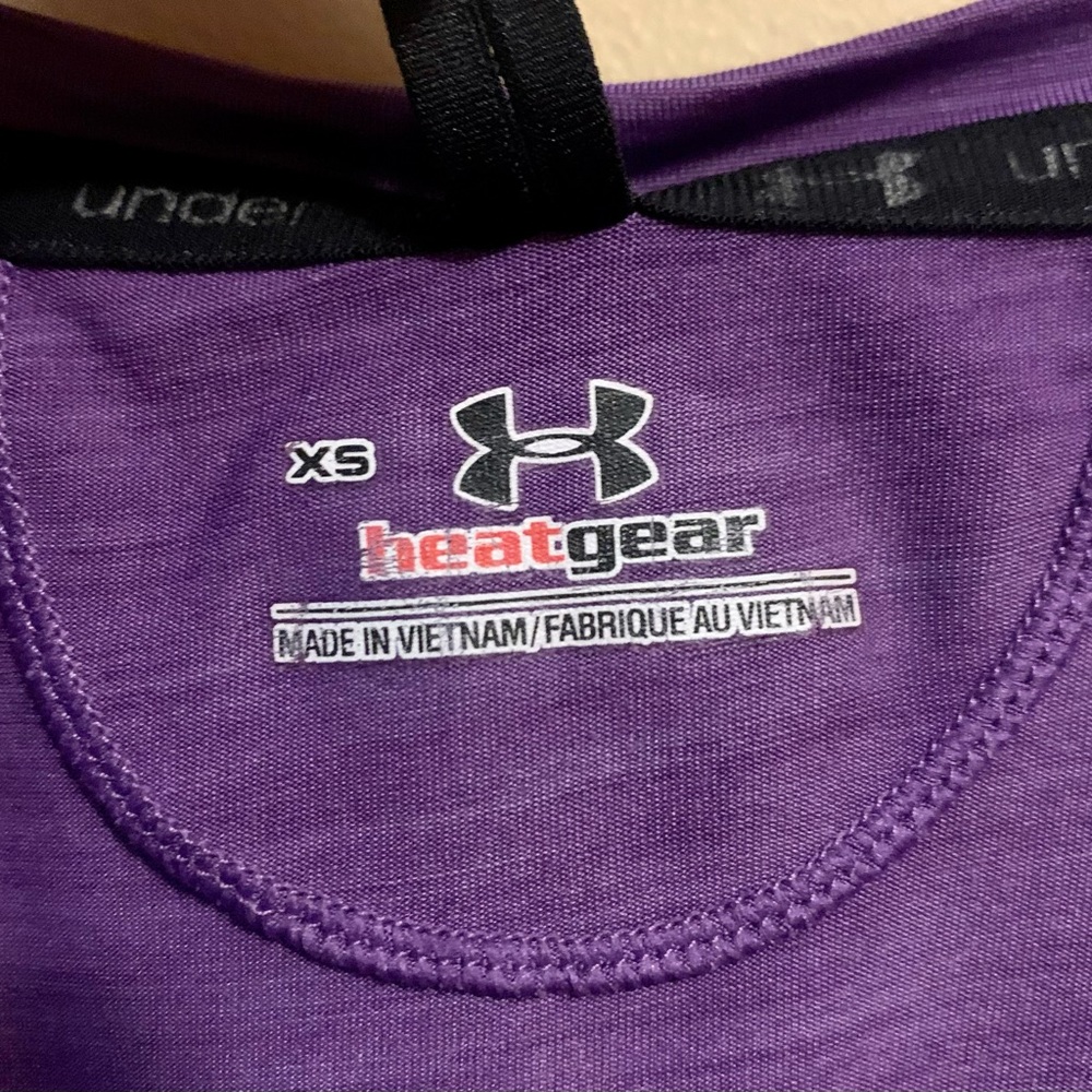 Under Armour T Shirt - Heat Gear - XS - Picture 2 of 6